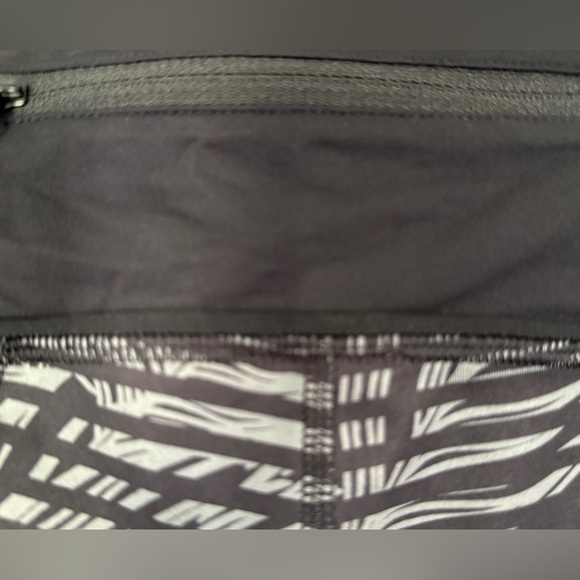 Lululemon Pace Rival Crop - Picture 6 of 7